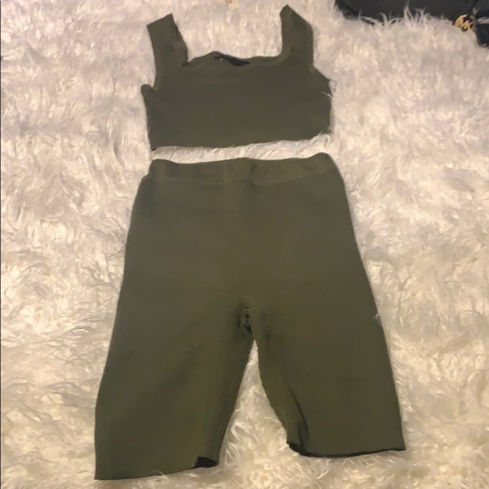 Two Piece Set